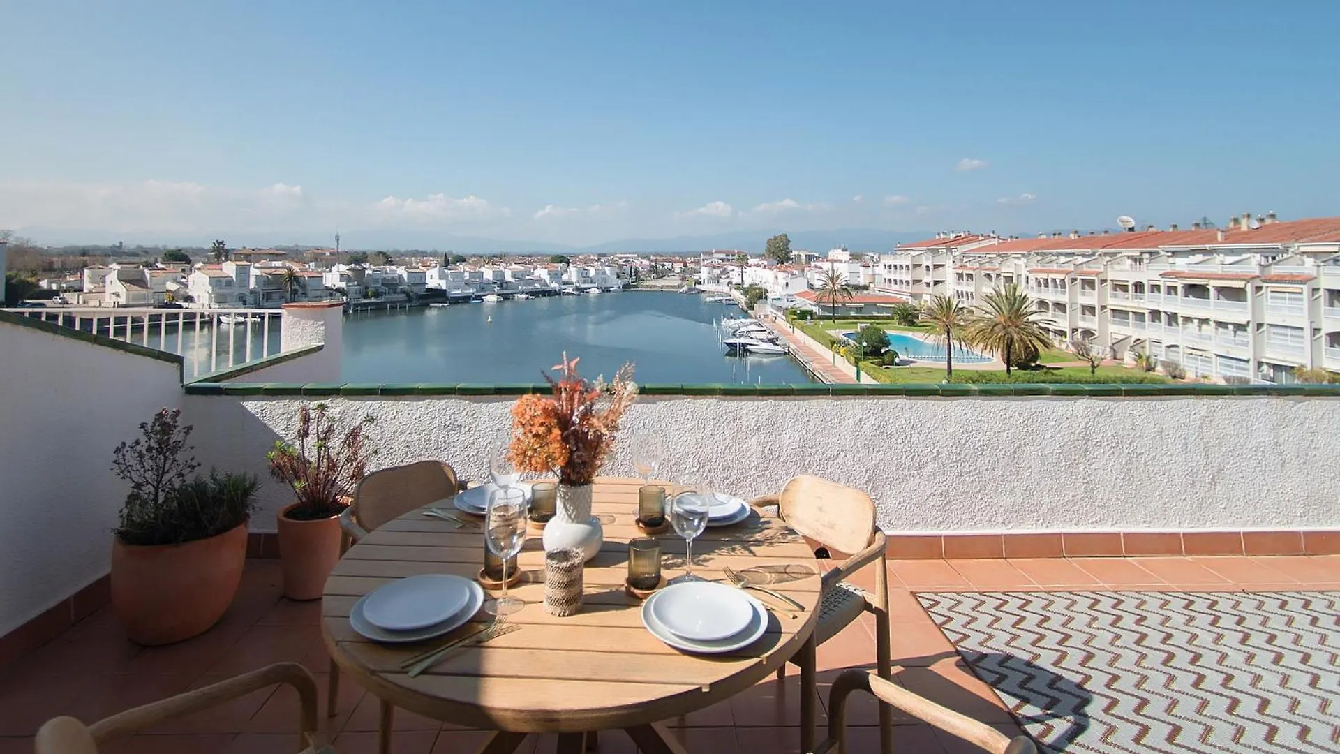 Welcs Apartamento 223 Emp Con Terraza Con Vista Ampuriabrava